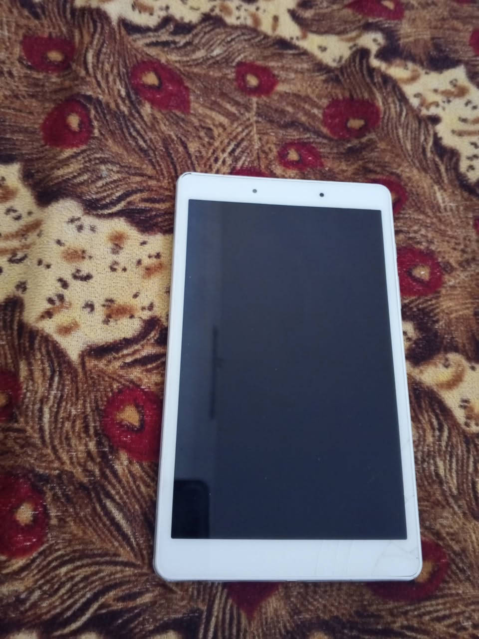 ايباد للبيع سامسونج 100 أو بي مجال اتصل على هذا الرقم  واتساب  واتصال خط ***********
