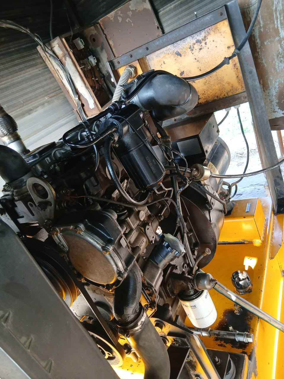 للبيع مولد بيركنز 30 كيفي للأستفسار الاتصال ع هذا الرقم ***********
