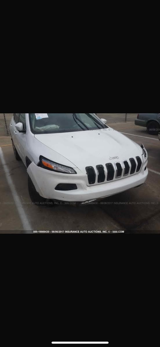 السلام عليكم جيب بزون لبيع موديل 2016 محرك 2400 ماشيه 58 مايل وقابل لزياده بدون حادث وبدون صبغ بيها بارد قطعتين هاي صور الحادث مال امريكا ورقمها انبار دولي باسمي السعر 135 وبيها مجال ***********رقم صاحبها
