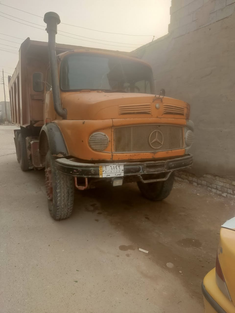 سياره للبيع اقجم موديل 80 ابلاديه حتى صاصي مامصبوغ رقم بصره بسمي مشروع وطني الاتصال على الرقم *********** و***********
