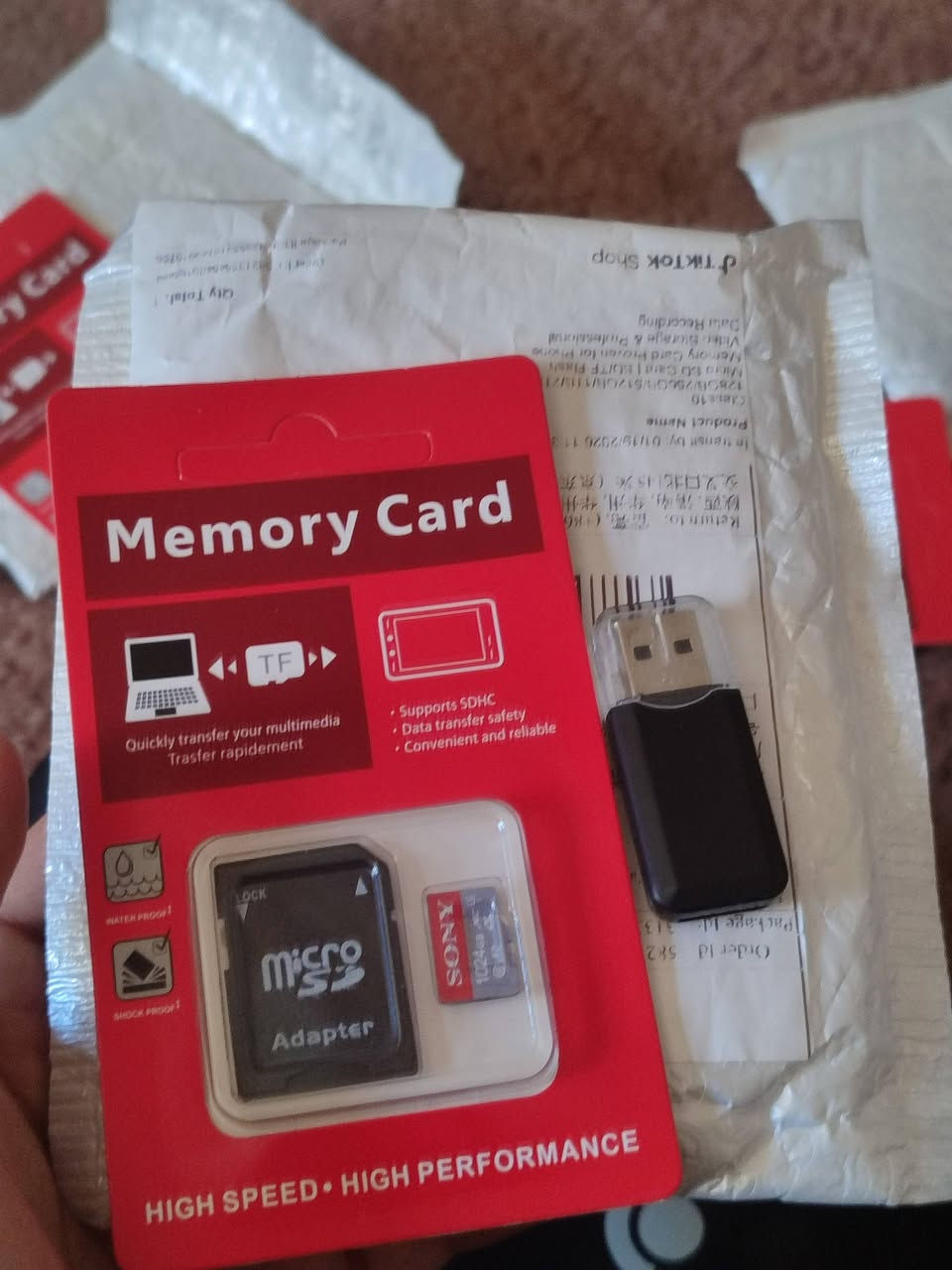 سلام عليكم اربع رامات امزون اصليات 
شركة شاومي سعة تخزين 2TB Pro plus3 A2 xc1
شركة شاومي سعة تخزين 1TB V30 xc1 A2 
شركة سوني سعة تخزين 256GB XC3 A2 
شركة سوني سعة تخزين 1TB XC3 A2 
رامات امزون جدد تأخذ على الفحص
تواصل على هذا الرقم *********** 
سعر خاص
