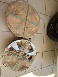 زوج كب نسيان صني هندي بعدهن بالكارتون  سعرهن 125 الف  07714314364