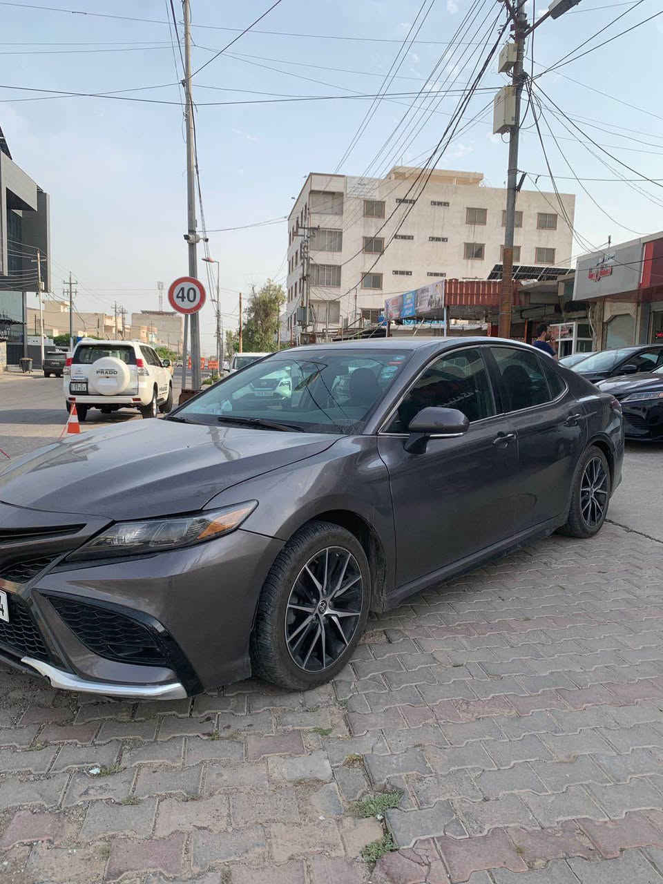 تويوتا كامري 2023 للبيع بدون مراوس
مواصفات SE 
كشن جلد و كهرباء شاشة انظمة قيادة٣كير تحديد سرعة
مكينة كبس اربعة سلندر V4 2.5L ماشي 58 الف مايل
 
سيارة  مكلوبة صبغ عام 
عدها حادث من كدام ومن خلف  ارباك  سستم

مرقم اربيل جاهز سنوية رقم جديد تحويل شرط 

سعر: 128$ مناسب بلاش😳
عنوان اربيل 
للاستفسار والتواصل على الرقم واتساب *********** أربيل, العراق
