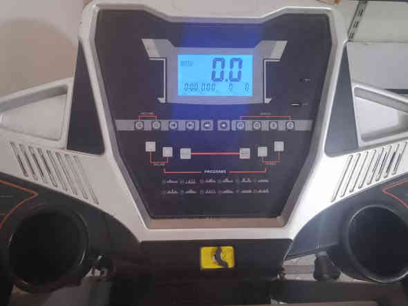 سلام عليكم جهاز جري لبيع سعر 300 مكاني بغداد العبيدي حي الرئاسة رقم الهاتف ***********
