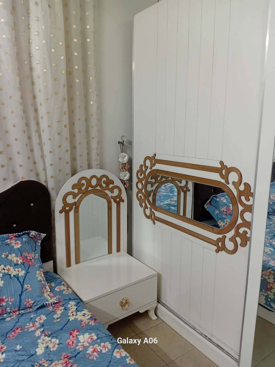 غرفه تركيه 5 قطع  سعرها350وبيه مجال بيه ضرر سلايد الكنتور وسلايد ميز المرايه هم 
العنوان بغداد بسمايه 
شراي ياخذ سكرين يدزه خاص للمنشور


**إذا كنت صاحب هذا الإعلان وتريد حذفه لأي سبب، رجاءا أرسل رسالة إلى الدعم الفني**