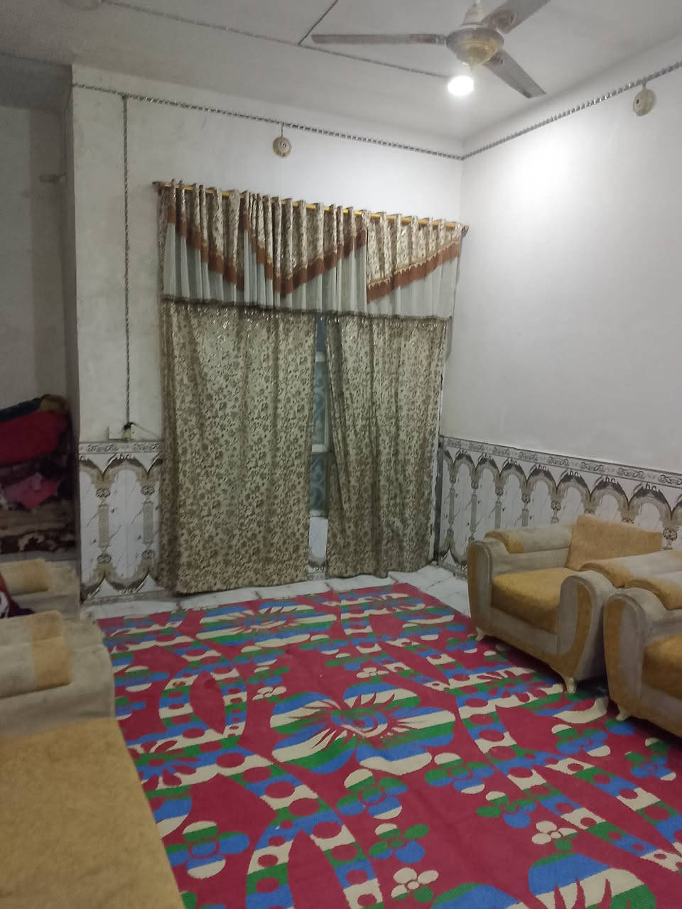 البيت للبيع طابو صرف 210 متر حي العسكري الثاني مقابل فاضل الحداد بناء 2020 بناء طابوك عكاده سعر على الاتصال ***********
