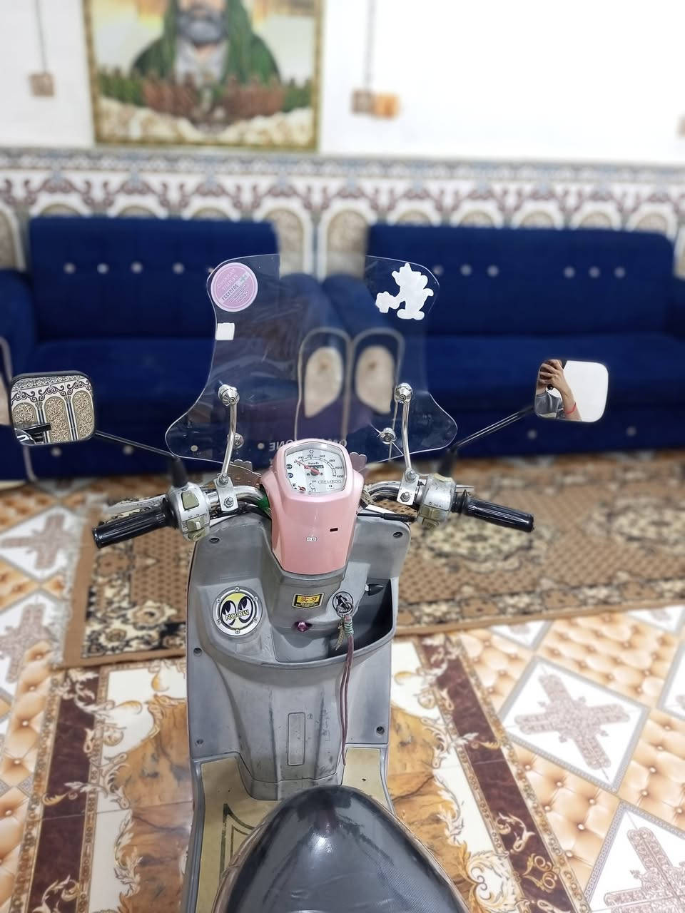 الحلوه للبيع دراجه بوليس لون وردي مميز داخل املح الدراجه قليل بحقه الخير من الله دراجه ما وكفتني بشارع كفرات ختم واحد ويا المكينه المكينه ممفتوحه جيب اكبر فيتر وياك و تعال كلوب زنون عالي ناصي شاير شغله هورن سيدان بيه كاسحه كشن مدوشم جامه اماميه الدراجه برغي ما عوزه عوزه بس سايق مكاني كوت : سعر مليون و 150و بيه مجال رقم *********** خاص ما متواجد سعر ما يعجبك طلع كبل و الموو شراي لا ينتصل💮
