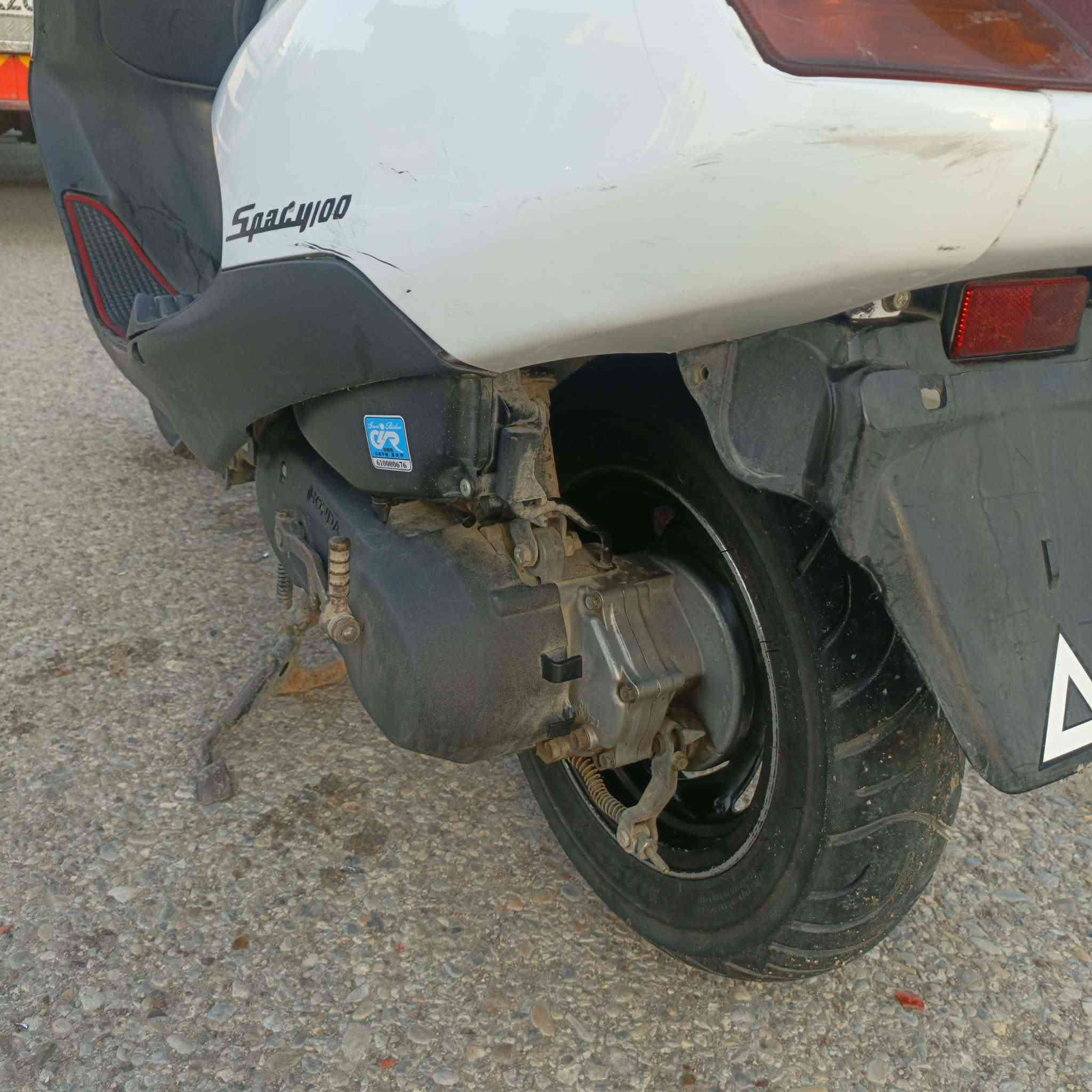 سبيسي ياباني مفتوحة رايمر كفر اصلي
مكينة ناعمة صالنصة رياضي تريد البلادية هم موجودة سلف
 وهندر بيها نقص بريك امامي فقط مادري شبي 
مكاني كوت داموك ال150
***********.                      سعرها 750 وبيها مجال
