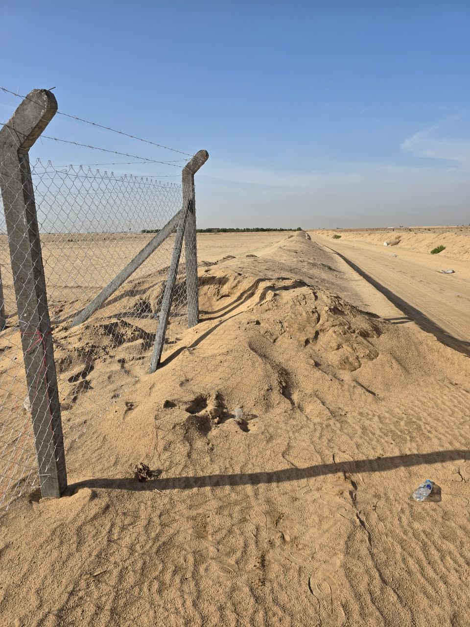 السلام عليكم
10 دوانم للبيع المكان طريق النجمي شارع الرفيع بيهن كهرباء وطنيه السعر 55 وبيهن مجال
تفاصيل اكثر اتصل ***********
