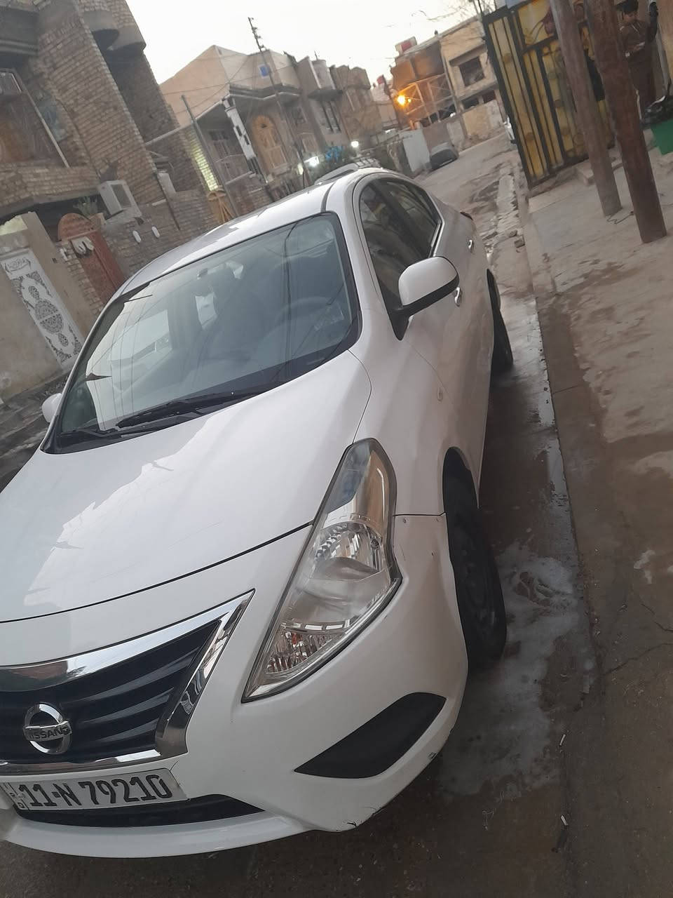 السلام عليكم نیسان سني هندي موديل 20 السياره بدون حادث بدون صبغ بس طخات خفيفه ماشيه 100
محرك كير تبريد وضع شركة سونار موجود افحص وين متريد طخات خفيفه بدون دواخل السعر 105
عنوان بغداد ام الكبر ولغزلان قرب حسينية الكتاب ولعترة ***********
