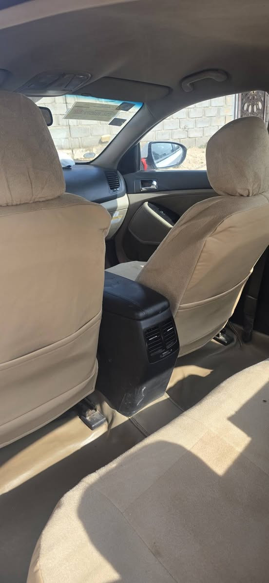 السلام عليكم كيا اوبتما ١٤ خليجي
محرك ٢٤٠٠ دوش 

السياره بصمه 
 
تبريد قطعتين 

حداديه وتخم تاير جديد يوم 1/11 مبدلهن

بيه جاملغ امامي صبغ 

السياره باسمي 

مكان السياره ذي قار 

السعر ١٣٨ وبيه مجال 

***********
