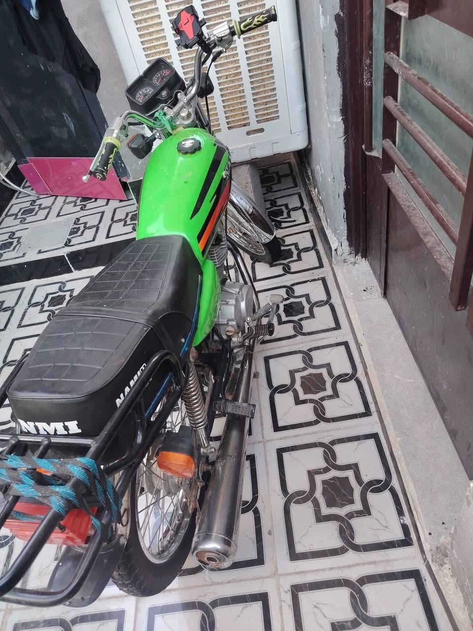 دراجه اربعه گير للبيع
ارشه 2015 نظافه مثل ماموظح بل صوره
اصوليه اوراق  500وبيه مجال
ملاحضه بيه فطر بل شاصي 
***********

