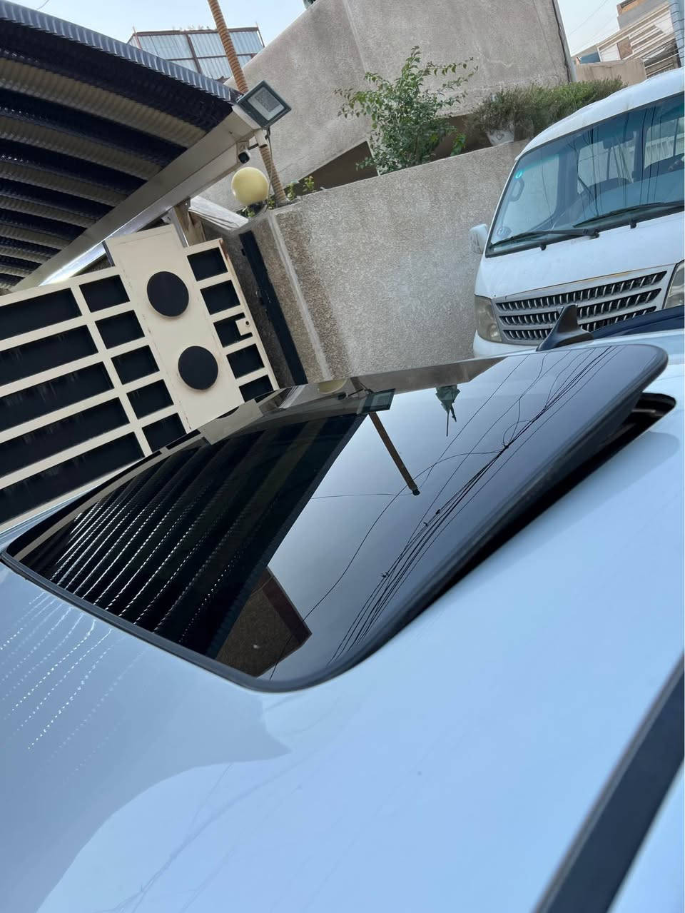 سلام عليكم

بيع بدون مراوس
بجم ١٨ 
بونيد zl1
السياره كلش نظيفه 
موديل 2014
محرك 6 سلندر 
لون سلفر 
تشغيل عن بعد 
فتحه سقف 
كراسي كهرباء
تحكمات ستيرن 
شاشه اعطال 
تبريد ثلج 
صدر امامي خلفي نظيف 
سستم صوت 
شفتات سرعه 
شاشه مع كامره
ويل ٢٠
بجم زنون 
السياره كلش مميزه ونظيفه  
مكان السياره بغداد الجديده 

سعر السياره ١٠٥ ورقه 

*********** واتساب بغداد, العراق
