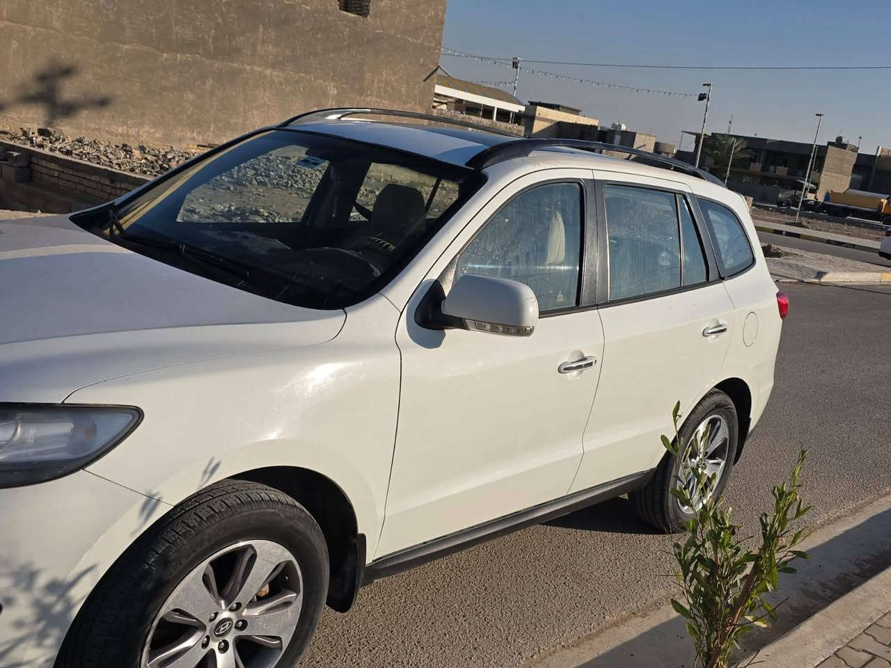 السلام عليكم  سنتافي 12للبيع رقم بغداد  مكفوله من صبغ و فتح و بارد سونار بل منشور سياره خير من الله  مكان بغداد اللطيفية السعر 170وبيها مجال للاستفسار الاتصال برقم *********** او ***********
