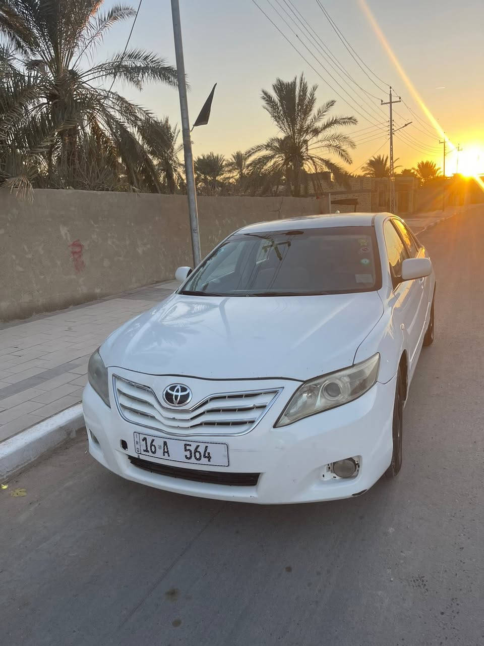 كامري 2007 محدث 2011 سيارة حلوة وجاهزه بيها طخه بلجاملغ الخلفي والباقي كفاله وسيارة بأسمي ورقم مميز 
المكان البصره 
السعر 100 
هاتف. ***********
