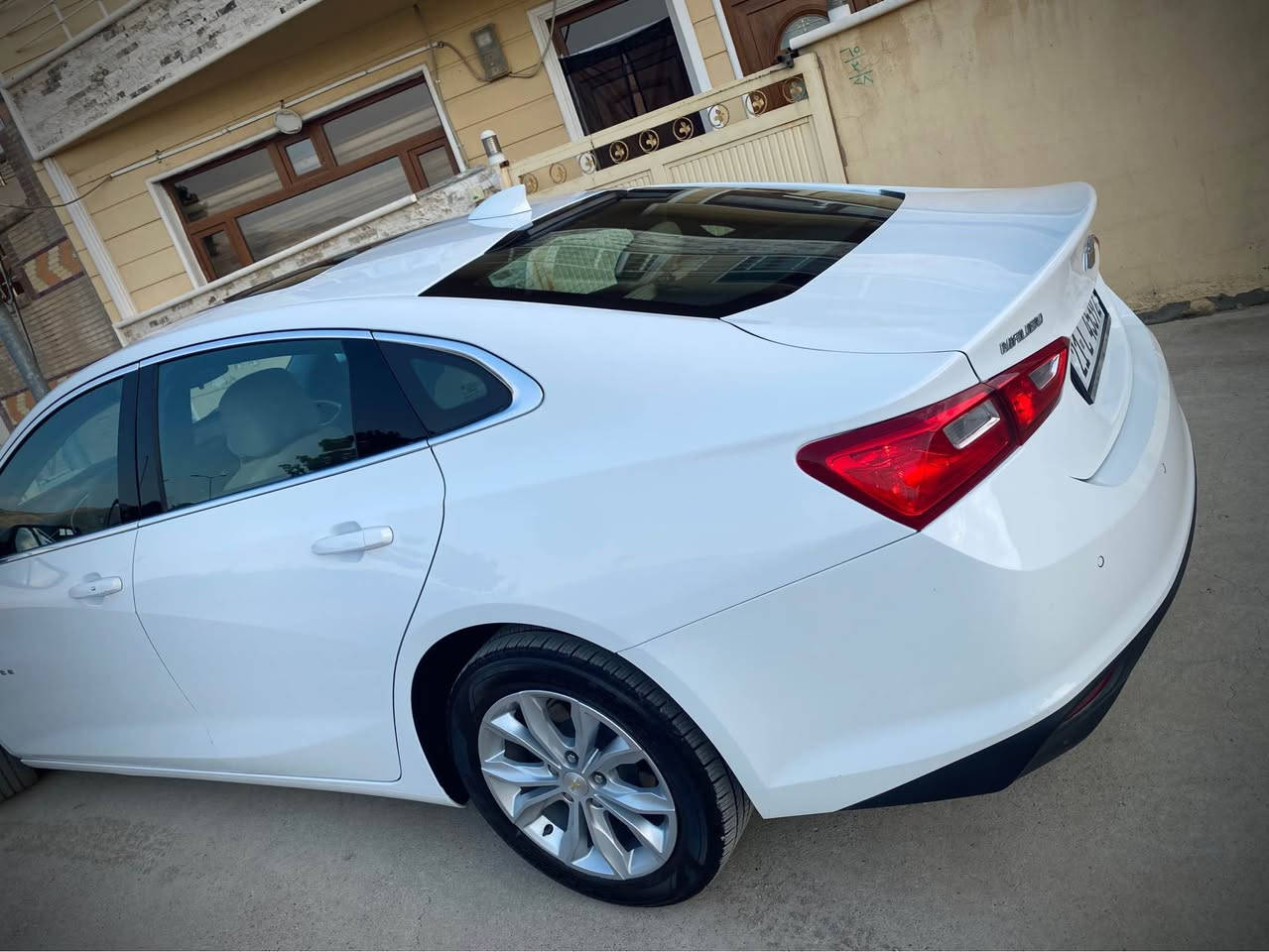 🚘 Chevrolet Malibu 2024 LT

▫️ ڕەنگ: سپی
▫️ مەکینە: 1.5L Turbo + EcoTec
▫️ کیلۆمەتر: 50,000 km

✨ تایبەتمەندییەکان

✅ پانۆراما (Panoramic Roof)

✅ چرای عەدەسە + زینۆن + LED

✅ چرای ئۆتۆماتیکی (Auto Light)

✅ بەسمە (Keyless Entry)

✅ شەغال (Remote Start)

✅ کوشنی کارەبایی

✅ هیتەری کوشن

✅ Start / Stop System

✅ حاسە (Sensors)

✅ کامێرای دواوە

✅ شاشەی مالتیمیدیا

✅ Apple CarPlay

✅ تەبریدی مەرکەزی

✅ Dual Zone A/C

✅ تابڵۆی نەرم و خۆش بە کوالیتی بەرز

🔧 دۆخی سەیارە

✅ هەموو کارەباییاتەکە تەواو و بێ کێشەیە

✅ ڕۆن و سێرڤیسی تازە بۆ کراوە

✅ هیچ مەسرەفێکی نییە

✅ ئامادەی بەکارهێنانە

📌 تێبینی

🔹 ئێرباگی سووکان و شان سیستەم کراوەتەوە
🔹 تەنها بۆنەت بۆیاخ کراوە، هیچ شتێکی تر لێ نەکراوە
🔹 سەیارەکە زۆر پاک و وەک سفر ماوەتەوە
🚗 تەنها سایەقێکی نوێی دەوێت...

سعری ١٣٨ گەڵاو معامەلەیەکی زۆر کەم .!!!

� ماليبو 2024 LT

▫️ اللون: أبيض
▫️ المحرك: 1.5 تيربو EcoTec
▫️ الممشى: 50 ألف كم

✨ المواصفات:

✅ بانوراما

✅ لايت عدسة + زينون + LED

✅ لايت أوتو

✅ بصمة تشغيل ودخول

✅ تشغيل عن بُعد (شغال)

✅ كراسي كهربائية

✅ تدفئة كراسي

✅ ستارت / ستوب

✅ حساسات

✅ كاميرا خلفية

✅ شاشة

✅ Apple CarPlay

✅ تبريد مركزي

✅ تبريد دبل زون

✅ تابلوه ناعم وفخم

⸻

🔧 حالة السيارة:

✅ السيارة نظيفة جداً وكأنها وكالة

✅ جميع الكهربائيات شغالة 100%

✅ تبديل زيت وسيرفس حديث

✅ ما تحتاج أي مصروف

✅ جاهزة للاستخدام

⸻

📌 ملاحظات:

🔹 إيرباغ السكان والجانبي معمول سيستم

🔹 فقط البونيت صبغ، وماكو أي صبغ أو حادث ثاني

🔹 السيارة نظيفة جداً ومرتبة

🚗 ما تريد غير سايقها الجدي

� السعر: 138 ورقة

⚡ وبيه مجال بسيط السليمانية, العراق


**إذا كنت صاحب هذا الإعلان وتريد حذفه لأي سبب، رجاءا أرسل رسالة إلى الدعم الفني**