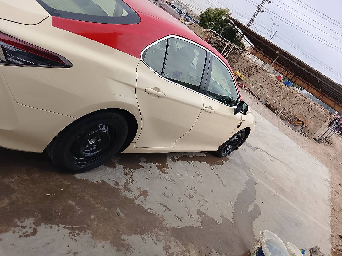 سلام عليكم مرخصة صاحب الكروب المحترم
سياره كامري موديل ٢٣اصل للاستفسار الاتصال 
***********
