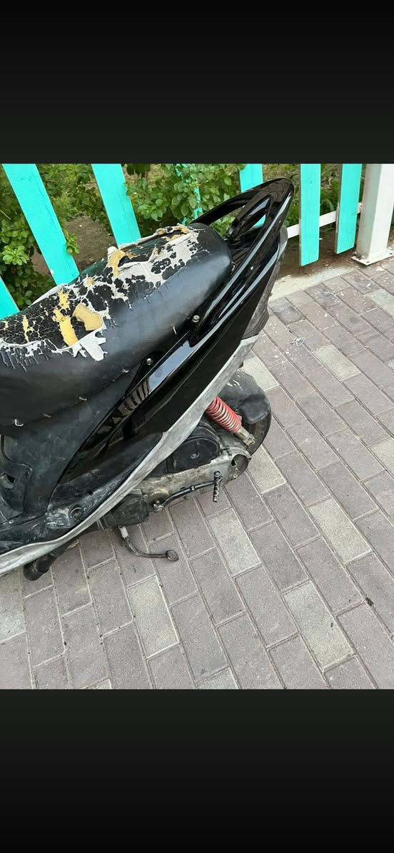 سلام عليكم
دراجه ماكس عدله للبيع سعر 500 وبيها مجال بس كهربائيات مو شغاله الدراجه كلشي مابيها نكره سلف نكره هندر شلعه ومعدل صالنصه Sc كفرات جديد بلادي مكينه ما مفتوحه كفاله عامه و بيها متفيس للتواصل ***********
