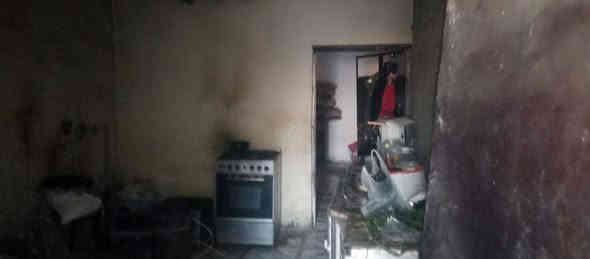 مشتمل 125 بحي الحكيم نزله عطوف قرب الجامع 
غرفه وهول ومطبخ وستقبال ما كامله سقف سندويج 
سند 25 مسجل بلديه السعر 8 بيه مجال بصيط 
الستفسار ***********
