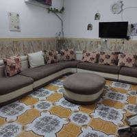 ديوان تركي عشر مقاعد مع كوشات كامل وتغليف مع طبله وسطيه للبيع ٠٧٧٢٧٤٩٨...