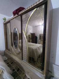 غرفة • للبيع • ملاحظات بسيطة