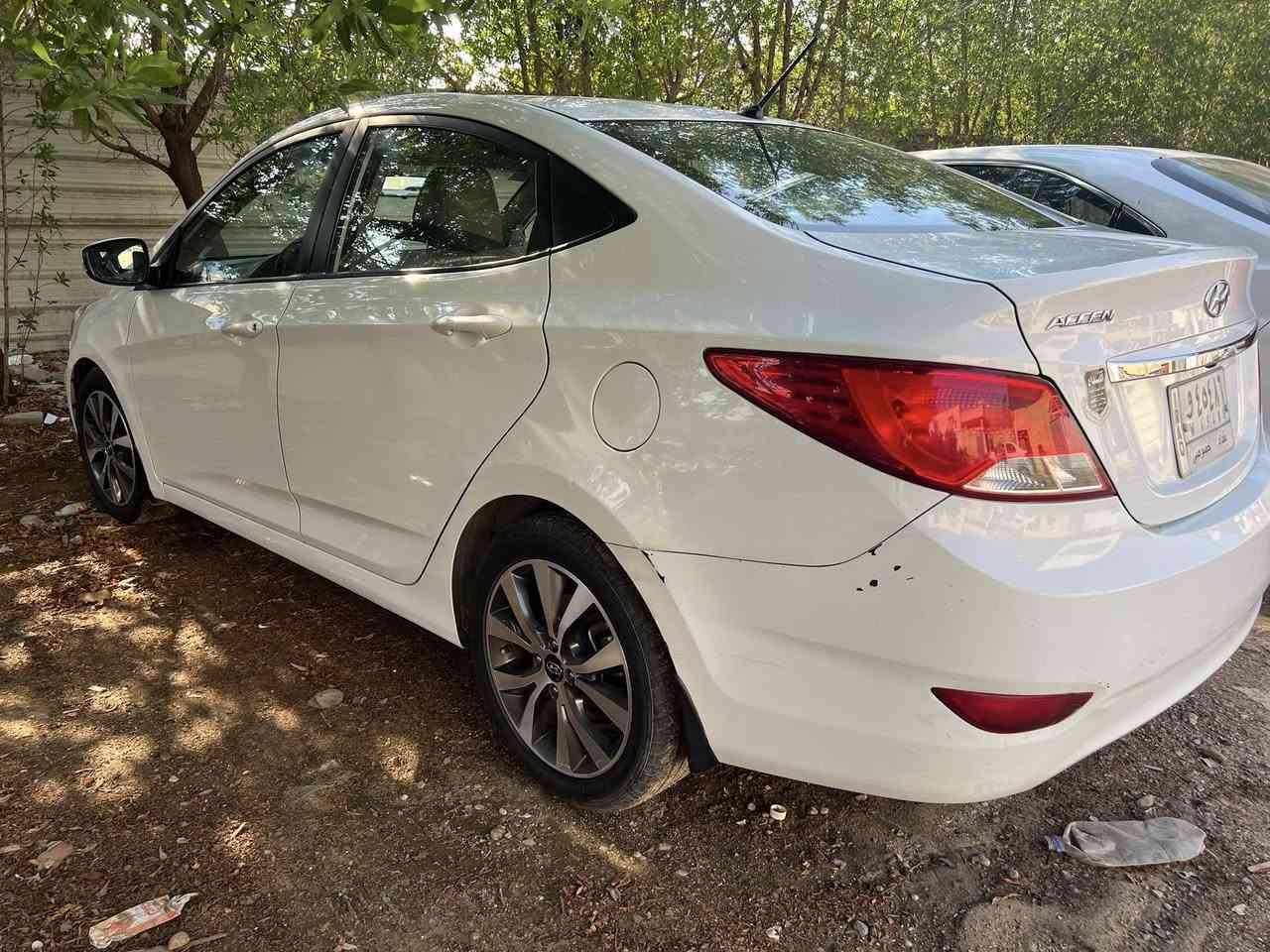 السلام عليكم
للبيع ACCENT 2016
 • المواصفات
لون ابيض ،فتحة سقف، تحكمات ستيرن، شاشة أندرويد بطارية جديدة ، تبريد ثلج، كير  ومكينة وصدر جاهز.
1600 دبل قطرة.
ماشية : 
 • الحالة:
بيها بس الجاملغ الخلفي الأيمن بدون دواخل وشوية  والباب مبدل بلادي وطخات خفيه. وباقي المواصفات معروفه، وعندي سونار.
💰 السعر.105
📍الموقع: بغداد.
📞 للتواصل: ***********
