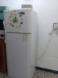 ثلاجه شغاله شرط سعر 150 07893571721