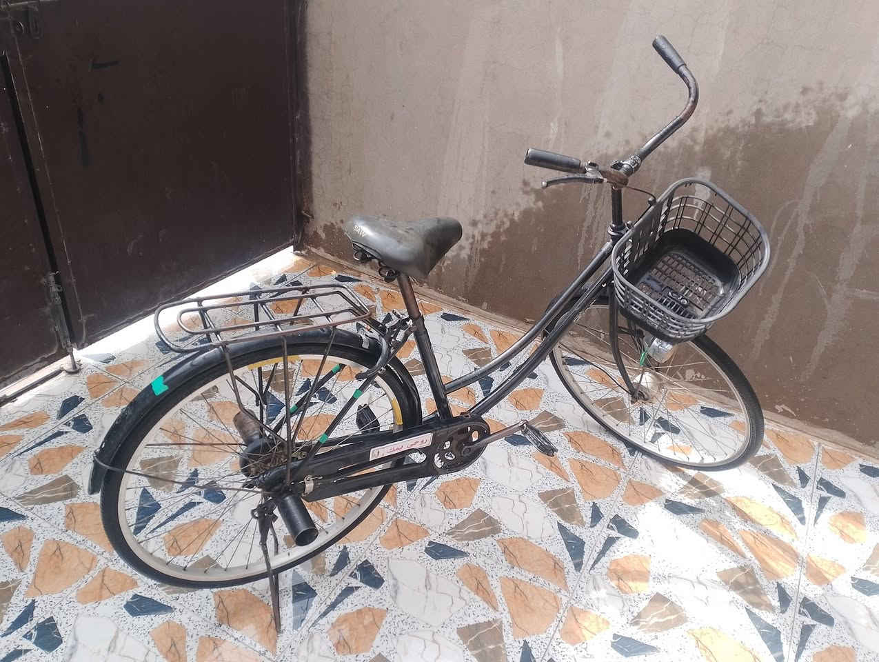 سلام عليكم 
باسكل للبيع ياباني لون اسـود حجم 26
حيل نضيف باسكل تايرات جديده جدام وره
جاملاقات جديده سعر 65.وبي مجال العنوان كركوك  حي النداء 
اوو مراوس هم عادي رقم الهاتف 
***********
