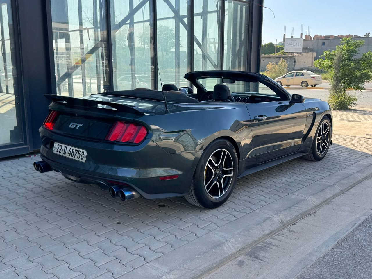 Mustang v6 
موديل 2017 
موصفات معروفه 
شاشه صغيره كاميرا بصمه بصمه بيبان داخل جلد 
صوره السونر موجود
سياره جاهزه بدون مصروف 
ماشيه 95الف ميل 
سعر 133
مكان السياره سليمانيه 
*********** السليمانية, العراق

