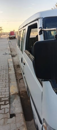 هونداي موديل 96 سيارة نضيفة بمعنى الكلمة  حدادية وزوج تايرات امامي جدي...