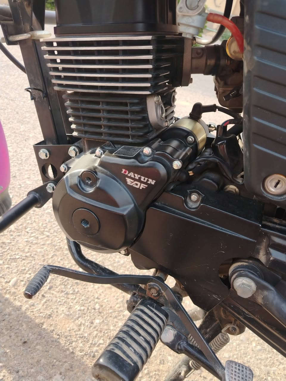 سلام عليكم دراجة دايون نغفخ موديل ٢٣ أوراق اصولي مكفولة كفالة عامل مكاني كوت العزة السعر 1950 وبيهة مجال ***********
