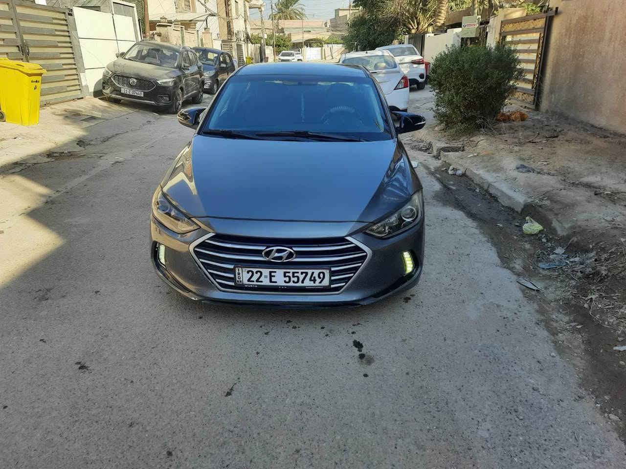 هونداي النترا 
محرك 2000 دوش 
مواصفات 
شاشة جبيره 
مري شفط 
رادار بالمري 
ويل كب 
تخم تاير جديد 
رقم اربيل باسم 
السياره جاهزة بدون اي نقص 
 
حادث السياره جاملغ مبدل ومصبوغ وبيها صفحة عكس السايق كلير من امريكا 

مكان السياره بغداد الدوره 
السعر 120 وبيها مجال 
*********** بغداد, العراق
