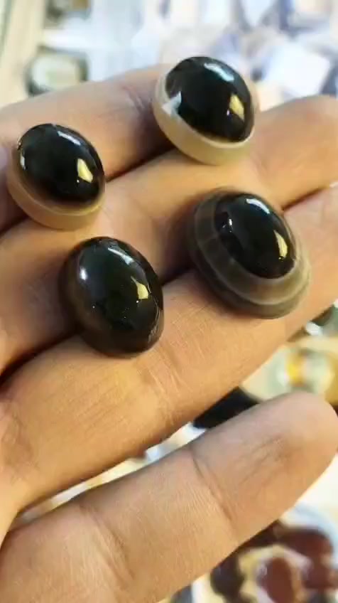 الجزع اليماني البقراني الطبيعي 
غير معالج غير مطبوخ غير مجمر 
مع ضمان إسترجاع في حال ثبت عكس ذلك 
يوجد توصيل لجميع المحافظات 
***********
#جزع_يماني
