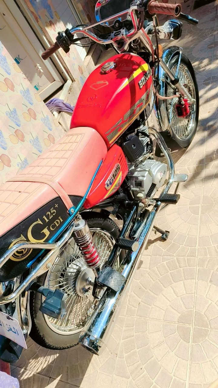 سلام عليكم دراجه تايكر موديل 25 اوراق اصوليه  دراجه جديده  مكاني حله جسر الثوره السعر 800 للاتصال ***********
