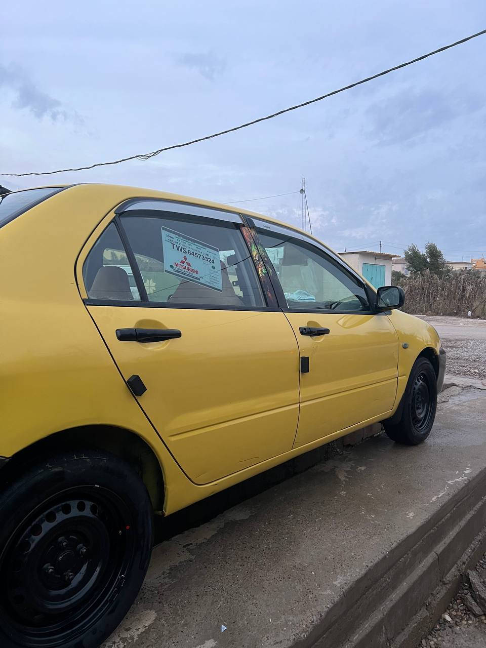 للبيع لانسر 2010رقم ديالئ شرط التحويل مصفره هيئه وغرامات محرك1.600مكفول كير عادي مكفول تبريد تدفئه شغاله صدر جديد تخم تايرات جديده صبغ جمرلوغ امامي جهة الصدر  وهلالاتً فقط بدون دواخل سياره جاهزه خير من الله السياره بلاديه  #المكان ديالى خالص سراجق #السعر 64وبيها مجال 
#الاستفسار***********
