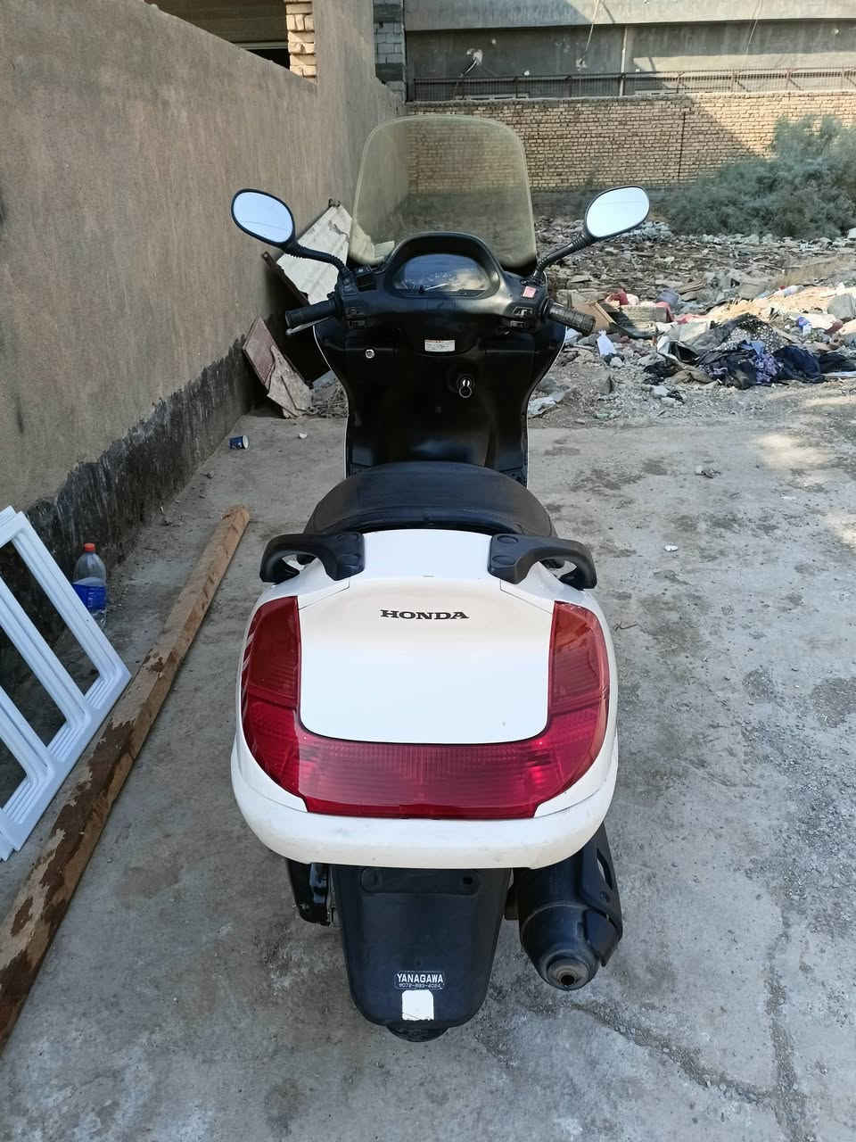 للبيع دراجه هوندا ياباني حجم 250cc استاند حساس تدفئه باليدات راديتر
***********
***********
