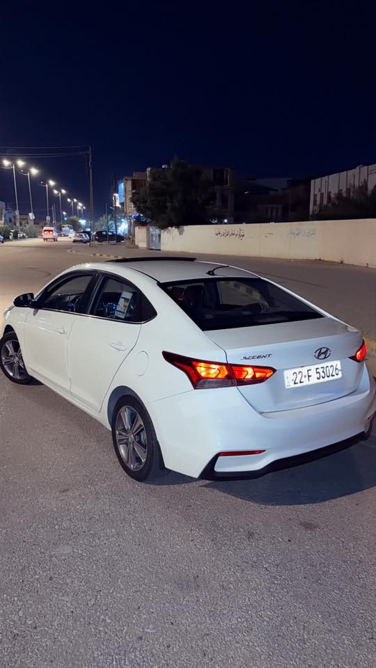 هونداي اكسنت 2019 وارد خليجي 
مكفوله كفاله عامه
مواصفاتها 
تحكمات ستيرن جهتين 
اشاير بالمري 
حساسات خلفيه 
تبريد قطعتين 
ويل كب 
محرك 1600 دوش 
نظام اي بي اس 
نظام ايكو اقتصادي بانزين 
السياره جديده 
السياره رقم اربيل الدولي
السعر120 
للاستفسار***********
