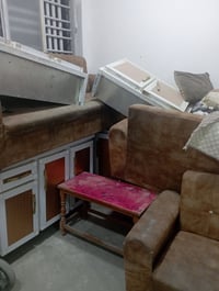 تخم ٧مقاعد • مكيف ٢طن • ورديه قرب سيد موسى