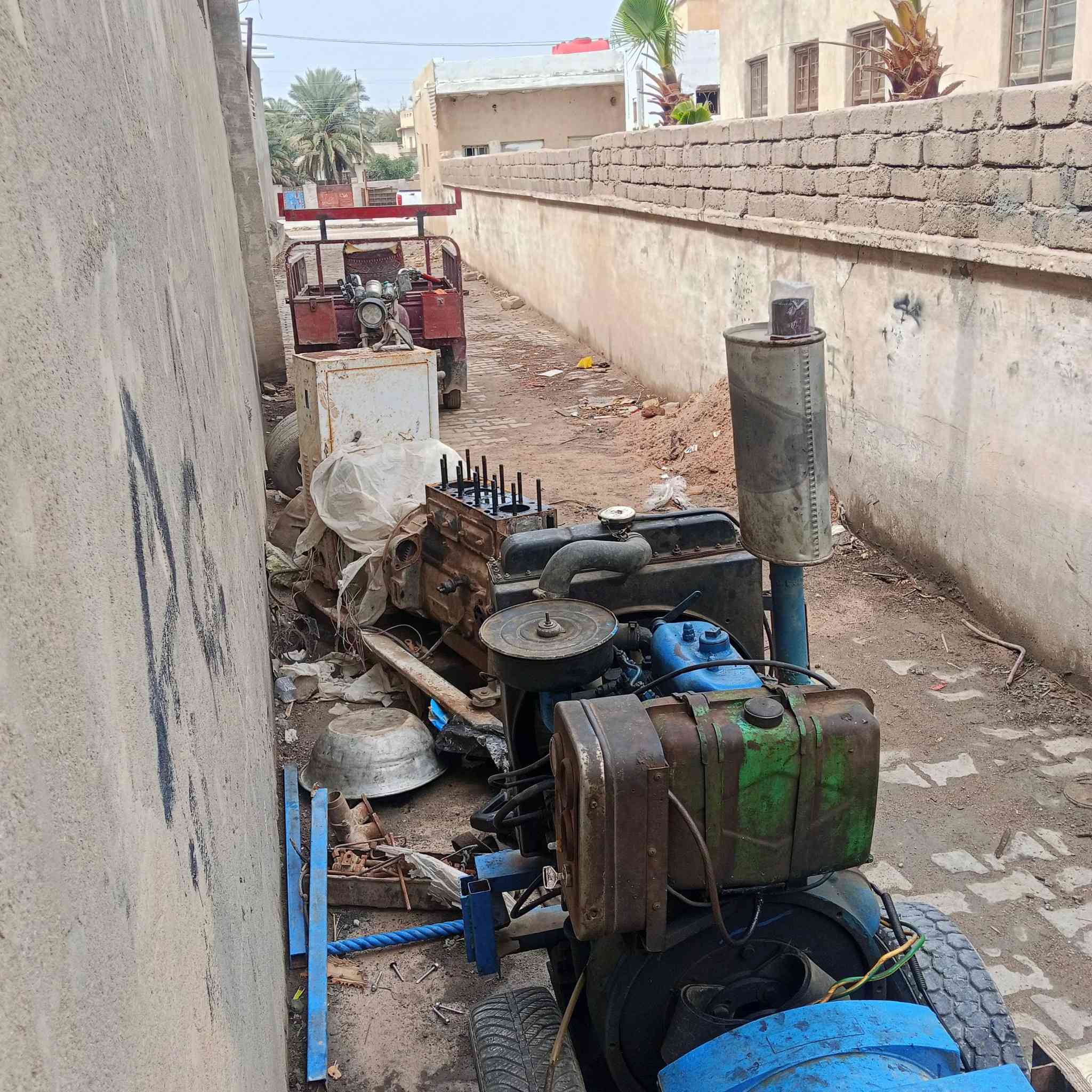 مولد 2بستم شرط الشغل و النظافه سنكل 
***********
البصره السعر 6ورقه
