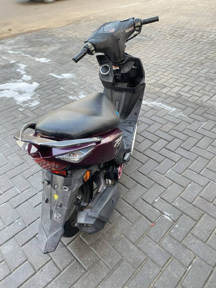 سلام عليكم ماكس مضلع حديث للبيع انتصل تفاصيل صاله شهر طالعه كفاله عامه *********** البصره المعقل السعر مليون و٥٠
