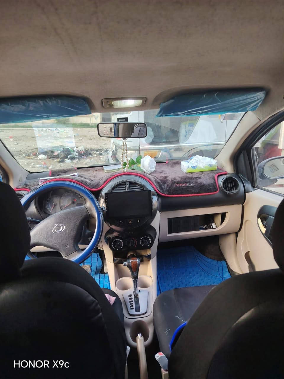 السلام عليكم باندا موديل 2013 مواصفات معروفه كير مكينه صدر كله جديد  تخم تاير جديد سياره جاهزه وحلوه مال بنيه رقم بغداد انكليزي مكان السياره محموديه مجمع القادسيه السعر 47وبيه مجال رقم الهاتف ***********
