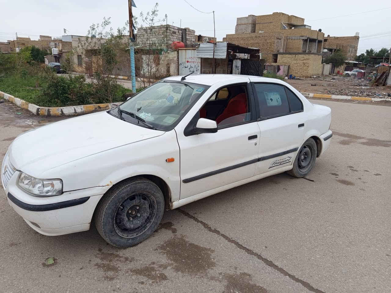 سمند موديل 11
مكينة وكير كفالة 

حدادية جديده 

تبريد شغال ثلج....سعر 28 رقم الهاتف ***********
