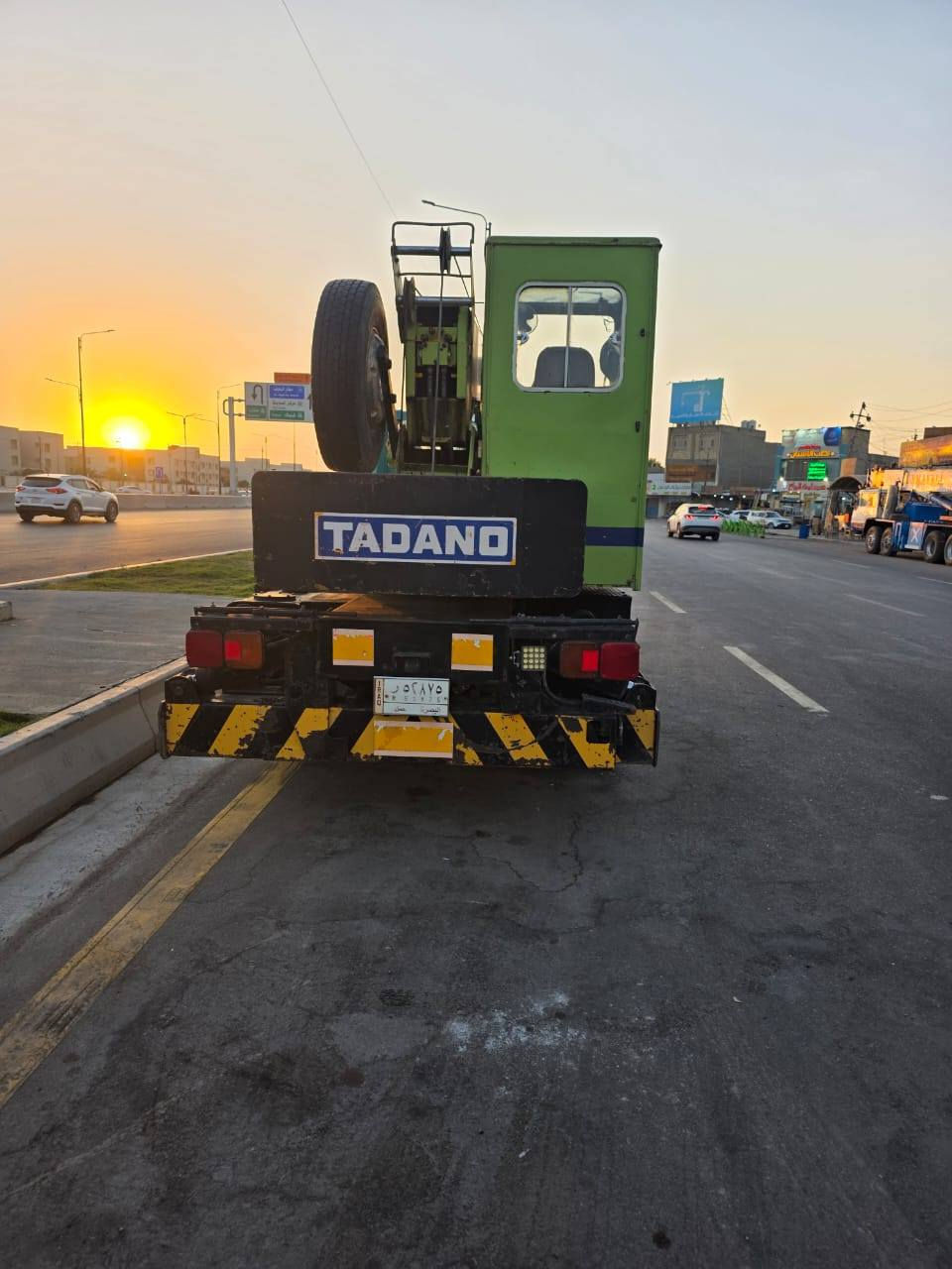 ٧طن ٣ سلايتات تادانو للبيع جاهز كفالة عامة مكينة ٧٠ هوة مكلف بل نشر هاذة رقم راعية   ***********
السعر ب٥ دفاتر 💵💵 مكان الكرين بل نجف
