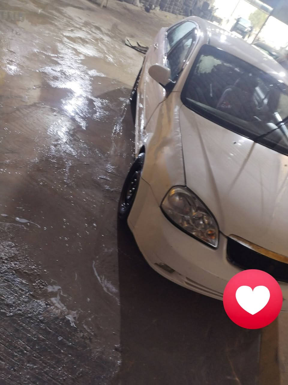 اوبترا موديل 2011 كير مكينة خير من الله بيها ضربة جاملغ الايسر ومصلح مامبدل بدون دواخل مكان السيارة نجف  سعر 67 
***********
