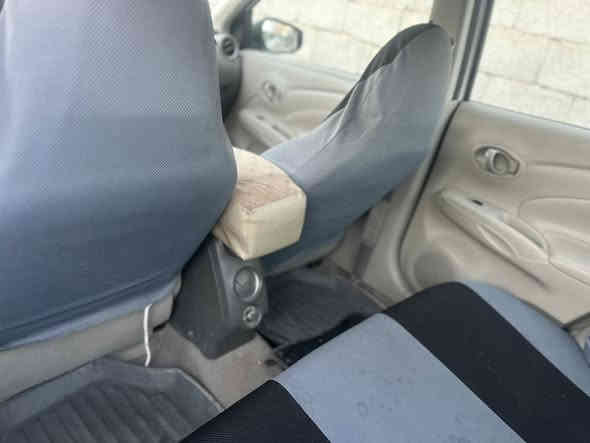 نيسان سني مصري موديل 2024  للبيع بدون ضرر ( مكفولة ) ، 4 جام كهرباء ، قطعتين تبريد ، إشارات بالمري ، جنج ، بلاجكتور امامي ، 4 يدات نيكل للأبواب ، شاشة اصلية تدعم نت ويوتيوب ، كاميرا خلفية . حساسات ، تحكم ستيرن ، رقم أربيل دولي مع هزة لعام 2029 ، تحويل مباشر .. عداد المسافة 25000 كم قابل للزيادة .
البيع نقدا ، السعر 125 ورقة ، العنوان / محافظة ديالى / قضاء المنصورية. ( دلي عباس ) . 
للاستفسار الاتصال ع الرقم / ***********
