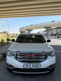 جمسي اكاديا • ٦ سلندر ٣٦٠٠ • ٦٣ الف ميل