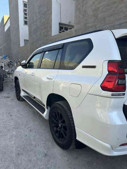 سلام عليكم
برادو موديل ٢٢ 

مكفوله 

ماشيه ٦٣

السياره VX 

السعر ٤٧٥

‭٠٧٩٠ ٢٨٢ ٢٤٦٤‬
