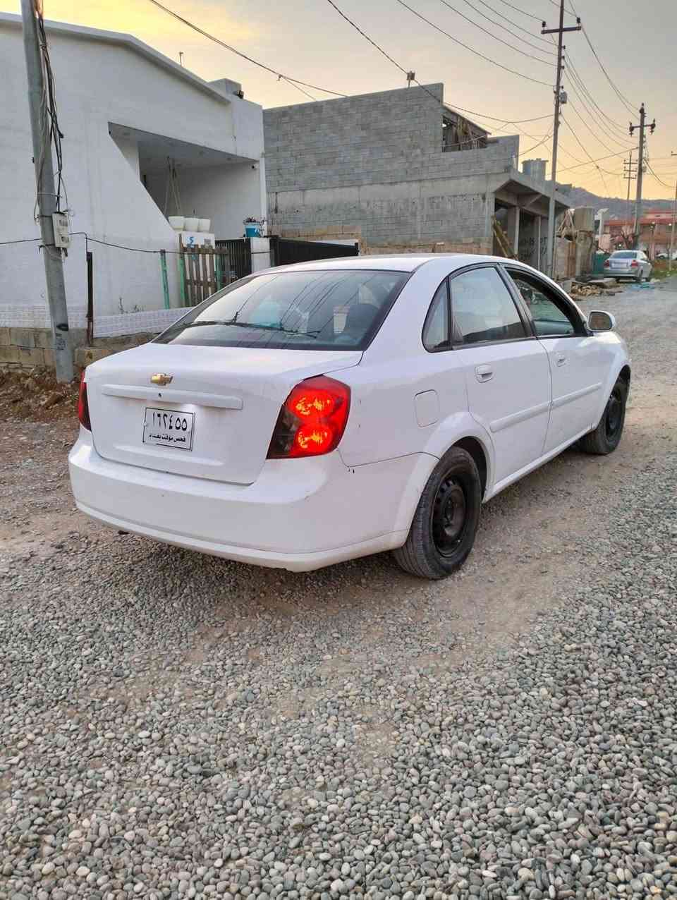 فرۆشتن
ئۆپترا مۆدێل ٢٠٠٤ ڕەقەم  جنوب  
سەیارەیەکی توندوتۆڵ گێڕ و مەکینە بەشەرت 
٤ تایەی لۆک شەرتی بڕاوەو موس . 
شوێن نزیک ڕانیە .
***********
