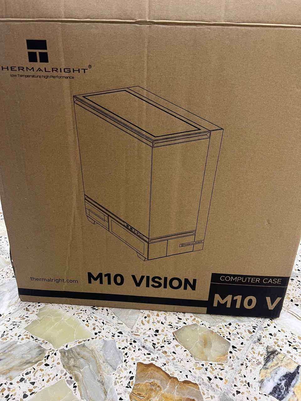 سلام عليكم كيس للبيع بي ٣فان الكيس بي شاشه اسفل الكيس سعر الكيس١٢٠  الف التواصل على الرقم ***********
