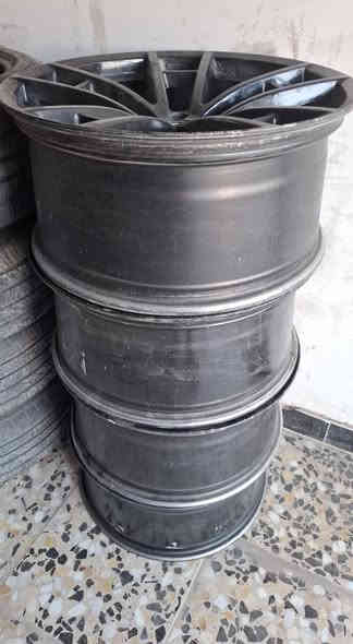 سلام عليكم خدمات المياحي للويل حجم ٢٠ كب ***********ذي قارالرفاعي واحدامصلح والثاني بي عواج كلش خفيف حلوات كلش ٣٠٠الف بيهن مجال امراوس عادي ***********
